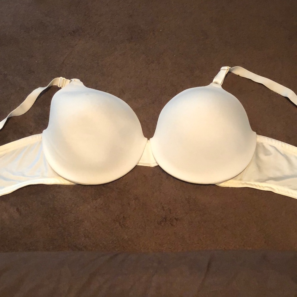Warner’s Bra 38D Brand new
